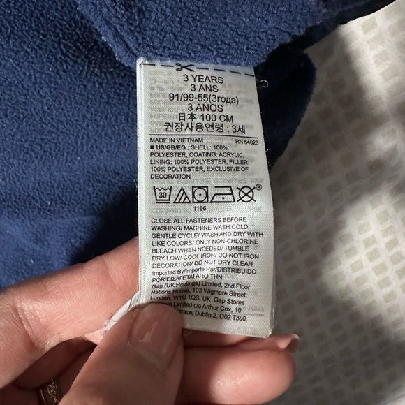 Gap puffer coat- Size 3T- colour Blue - Picture 4 of 6